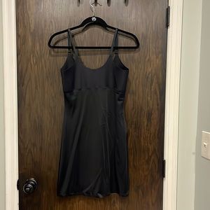 Women’s shape-wear